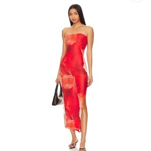 New more to come Red Strapless Bodycon Dress with Slit